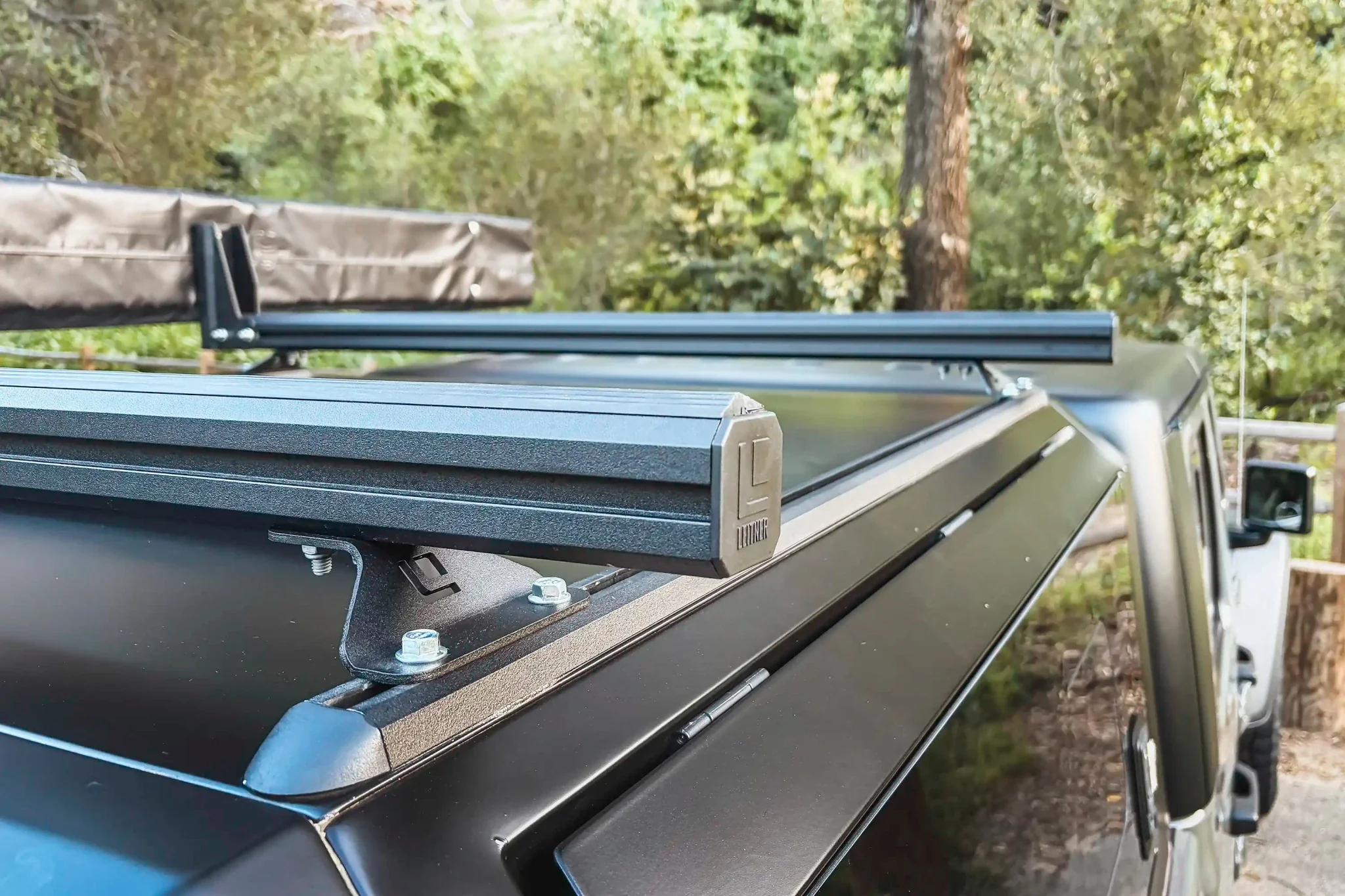 Truck Cap Load Bar Kit - Image 4